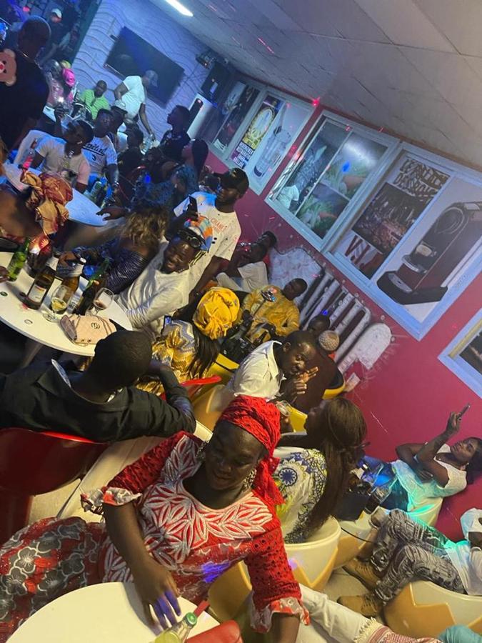 Palace Des Rois Douala Eksteriør billede