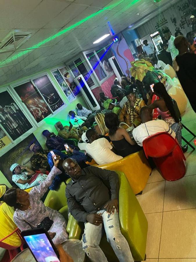 Palace Des Rois Douala Eksteriør billede