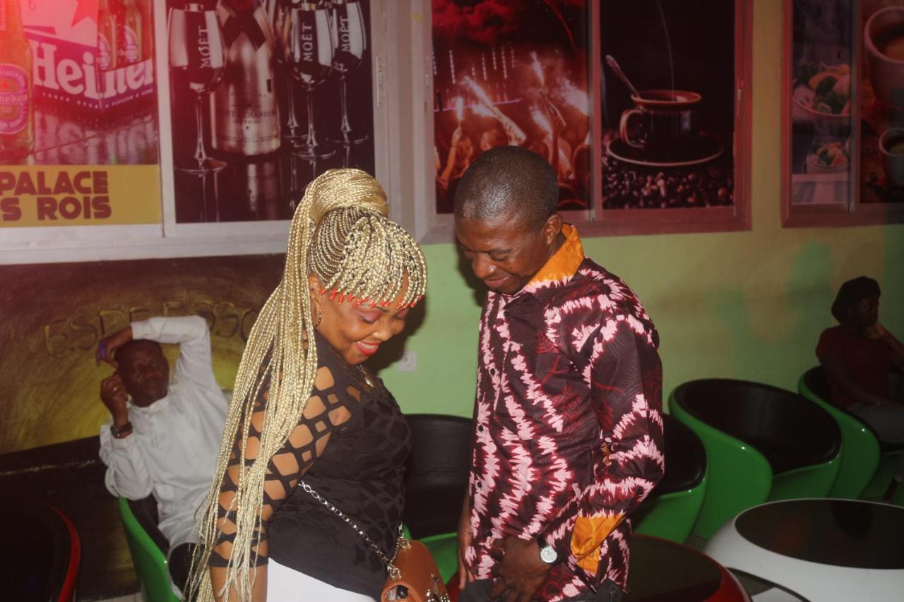Palace Des Rois Douala Eksteriør billede